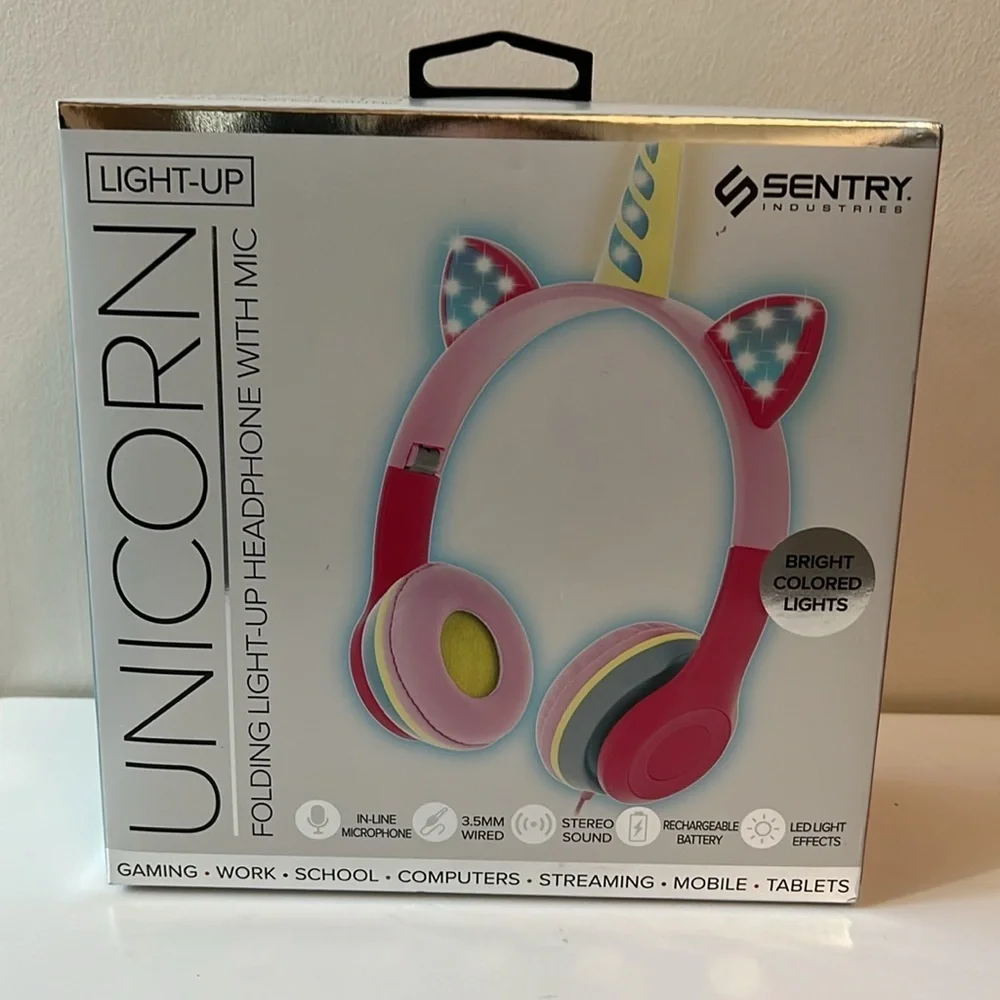 Light-Up Unicorn Headphone with Microphone    Great for  Gaming  Work/ School